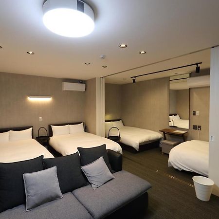 White Crystal Roomb Fukuoka  Dış mekan fotoğraf